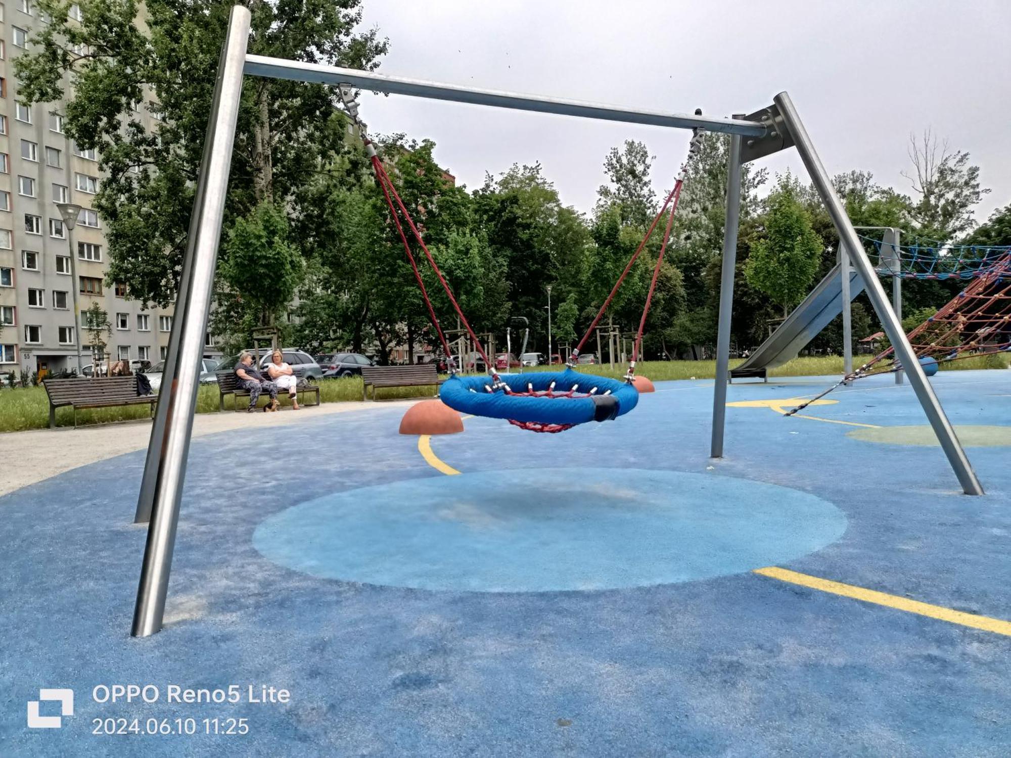 Mieszkanie 3 Pokojowe Dla Rodzin, Z Zabawkami, W Centrum Blisko Aquaparku